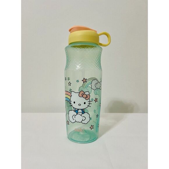 NEW! Hello Kitty Sanro Kids/Adults Plastic Water Bottle‎ Size 30oz - Picture 1 of 4